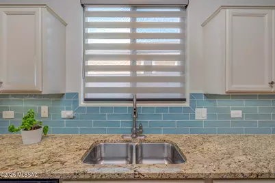 38676 S Running Roses Lane, Tucson, AZ 85739 - Photo 17