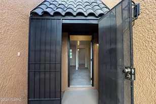 871 E Calle Esplendor, Nogales, AZ 85621 - Photo 3