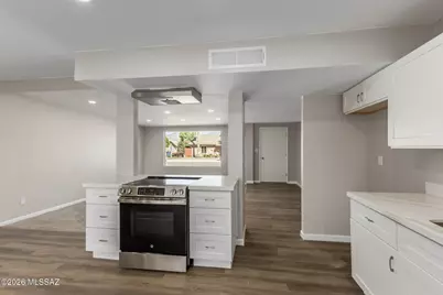7932 E 2nd Street, Tucson, AZ 85710 - Photo 15