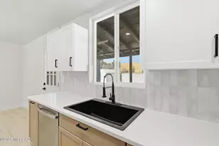 4221 E 31st St, Tucson, AZ 85711 - Photo 13