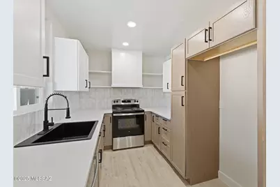 4221 E 31st Street, Tucson, AZ 85711 - Photo 11