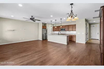 1717 E Sage Thrasher Drive, Green Valley, AZ 85614 - Photo 9