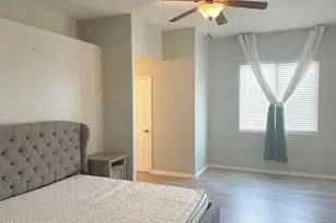 8069 N Painted Feather Dr, Tucson, AZ 85743 - Photo 11