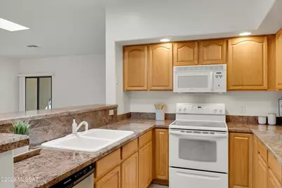 85 N Dixie Avenue, Tucson, AZ 85710 - Photo 17