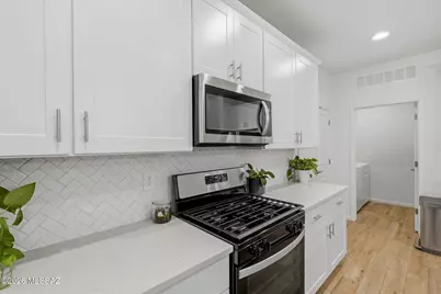 7867 S Walnutview Drive, Tucson, AZ 85757 - Photo 13