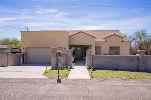 175 Calle Palenque, Rio Rico, AZ 85648 - Photo 1