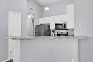 7757 S Precious Opal Dr, Tucson, AZ 85747 - Photo 13