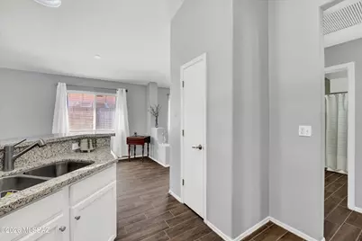 7757 S Precious Opal Drive, Tucson, AZ 85747 - Photo 17