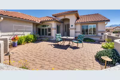 976 N Night Heron Drive, Green Valley, AZ 85614 - Photo 5