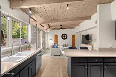 8801 E Lancaster Road, Tucson, AZ 85715 - Photo 15