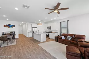 10072 S Arnold Ranch Rd, Vail, AZ 85641 - Photo 13