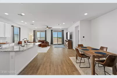 10072 S Arnold Ranch Road, Vail, AZ 85641 - Photo 9