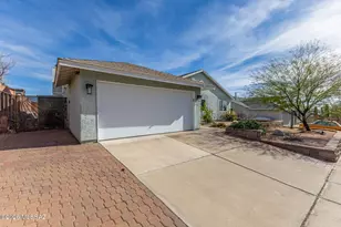 10170 E Sky Castle Way, Tucson, AZ 85730 - Photo 3