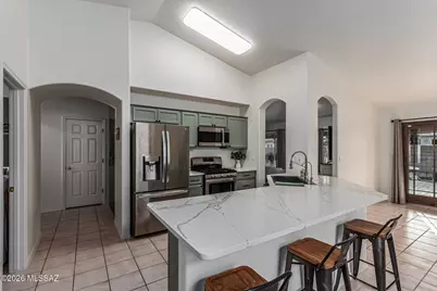 7609 W Running Bear Drive, Tucson, AZ 85743 - Photo 9