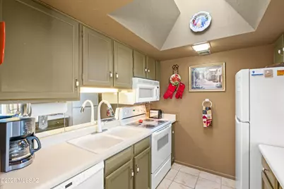 2511 S Calle Cervantes, Green Valley, AZ 85622 - Photo 9