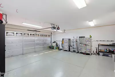 11092 W Coppertail Drive, Marana, AZ 85653 - Photo 23