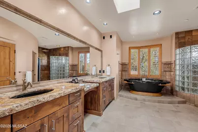 12757 N Sorrel Stallion Place, Marana, AZ 85658 - Photo 27