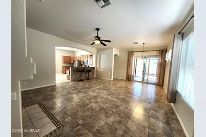 995 W Waxleaf Place, Oro Valley, AZ 85737 - Photo 9