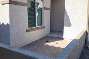 995 W Waxleaf Pl, Oro Valley, AZ 85737 - Photo 3