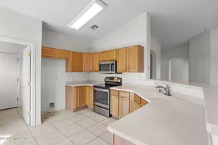 9358 N Desert Mist Ln, Tucson, AZ 85743 - Photo 9