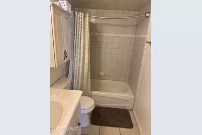 1620 N Wilmot Road #UNIT L107, Tucson, AZ 85712 - Photo 7