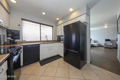 2210 E Oregon Street, Tucson, AZ 85706 - Photo 13