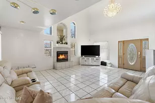 1140 S Singing Bird Ct, Tucson, AZ 85745 - Photo 9