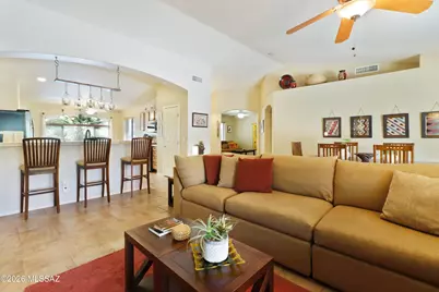 2328 E Desert Pueblo Pass, Green Valley, AZ 85614 - Photo 9