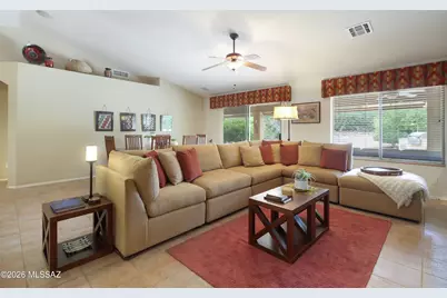 2328 E Desert Pueblo Pass, Green Valley, AZ 85614 - Photo 7