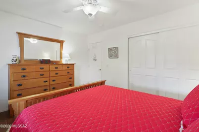 2328 E Desert Pueblo Pass, Green Valley, AZ 85614 - Photo 25