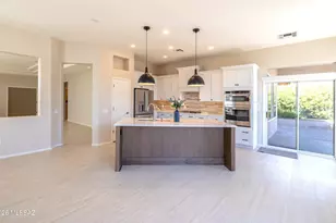 13590 N Nightstar Ct, Marana, AZ 85658 - Photo 7