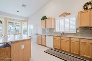1020 N Rams Head Rd, Green Valley, AZ 85614 - Photo 13