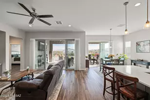 1605 E Balestra Way, Green Valley, AZ 85614 - Photo 11