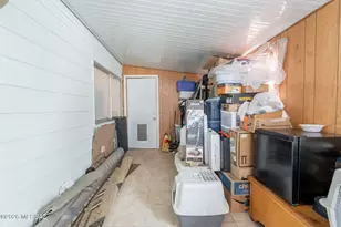 240 W Cumaro Dr, Green Valley, AZ 85614 - Photo 23