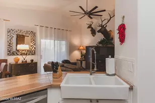 10630 E Northern Crest Dr, Tucson, AZ 85748 - Photo 11