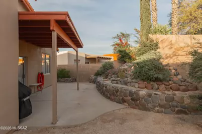 10630 E Northern Crest Drive, Tucson, AZ 85748 - Photo 35