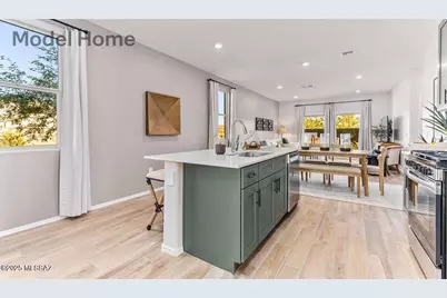 10418 W Thetford Lane, Marana, AZ 85653 - Photo 3