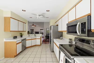 65 E Horizon Circle, Tucson, AZ 85737 - Photo 3