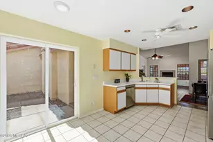 65 E Horizon Cir, Tucson, AZ 85737 - Photo 21