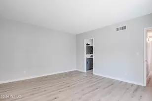 121 W Vista Grande Dr, Tucson, AZ 85704 - Photo 19