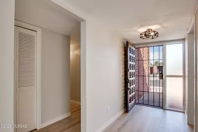 121 W Vista Grande Drive, Tucson, AZ 85704 - Photo 11