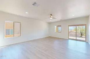 2986 W Touring Pl, Tucson, AZ 85746 - Photo 9