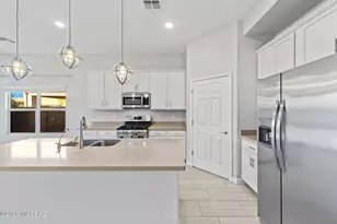 8874 W Saguaro Skies Rd, Marana, AZ 85653 - Photo 13