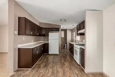 3676 E Bowman Place, Tucson, AZ 85739 - Photo 11