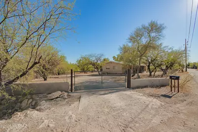 3676 E Bowman Place, Tucson, AZ 85739 - Photo 1