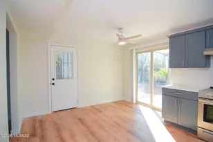 3866 W Orangewood Dr, Tucson, AZ 85741 - Photo 7