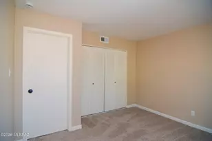 6342 N Barcelona Ln, Tucson, AZ 85704 - Photo 13