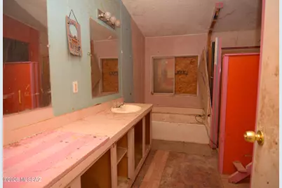 16741 W Whitewing Way, Marana, AZ 85653 - Photo 11