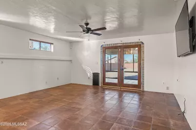 9147 N Ironwood Meadows Drive, Tucson, AZ 85742 - Photo 5