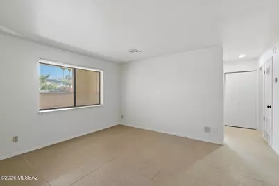 6355 N Barcelona Lane #401, Tucson, AZ 85704 - Photo 15